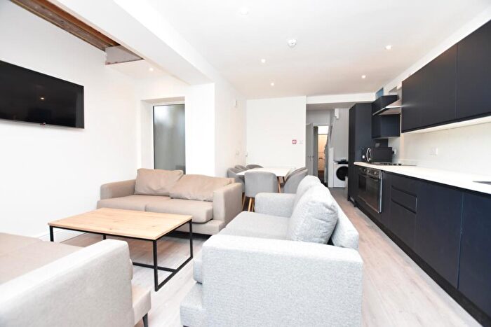 1 Bedroom House To Rent In Room, Oldfield Place, Bristol, BS8