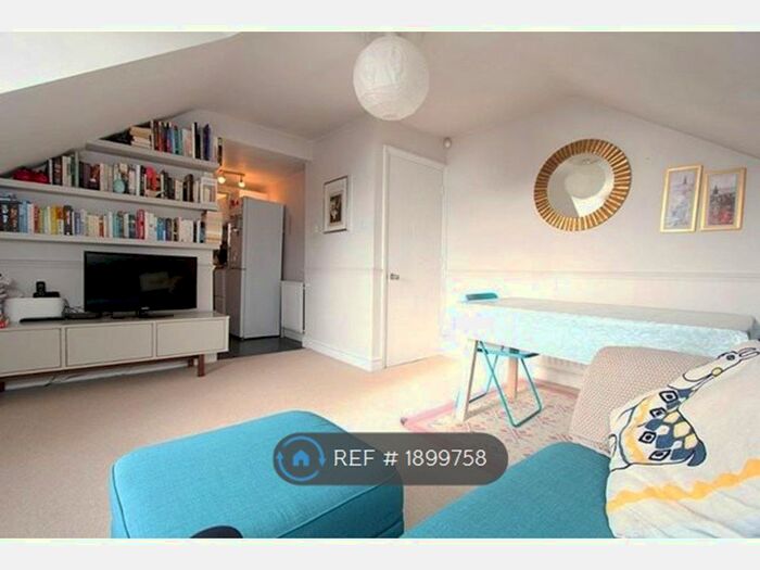 2 Bedroom Flat To Rent In Ewelme Road, London, SE23