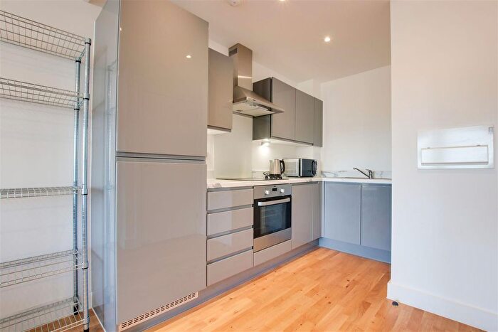 1 Bedroom Flat To Rent In Park Place, Stevenage, SG1