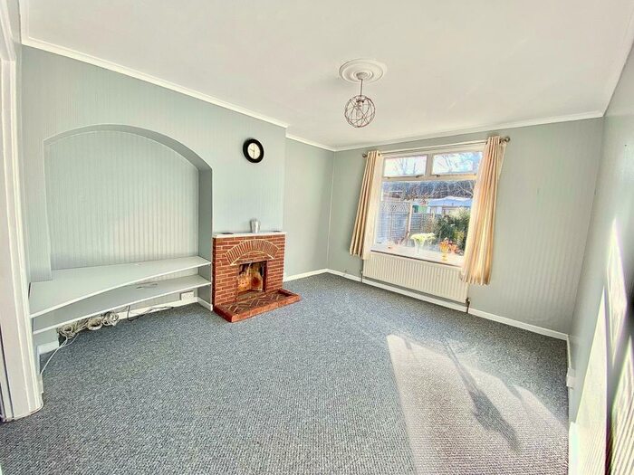 3 Bedroom House To Rent In Becontree Aveneue, Dagenham, RM8