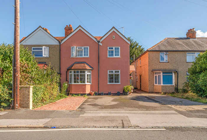 4 Bedroom Semi-Detached House For Sale In Dene Road, Headington, Oxford, Oxfordshire, OX3