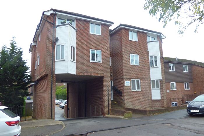 1 Bedroom Flat To Rent In Harold House, Tunbridge Wells, TN2