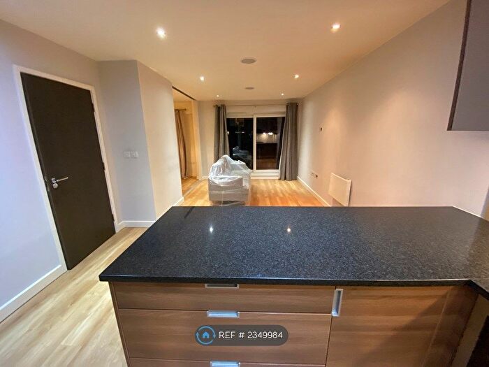 1 Bedroom Flat To Rent In Ellyson House, London, NW9