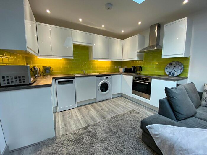 1 Bedroom House To Rent In Florence Buildings - House Share, Selly Oak, West Midlands, B29
