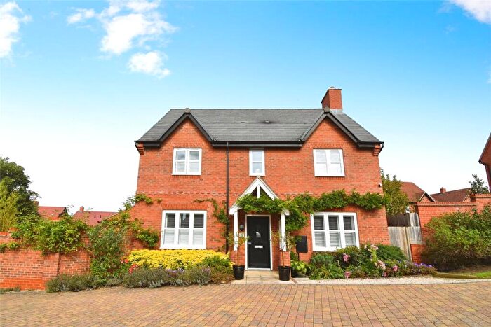 4 Bedroom Detached House For Sale In Millground Field, Winslow, MK18