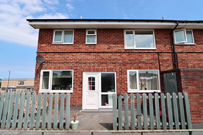 3 Bedroom Maisonette For Sale In Claremont Crescent, Whitley Lodge, Whitley Bay, NE26