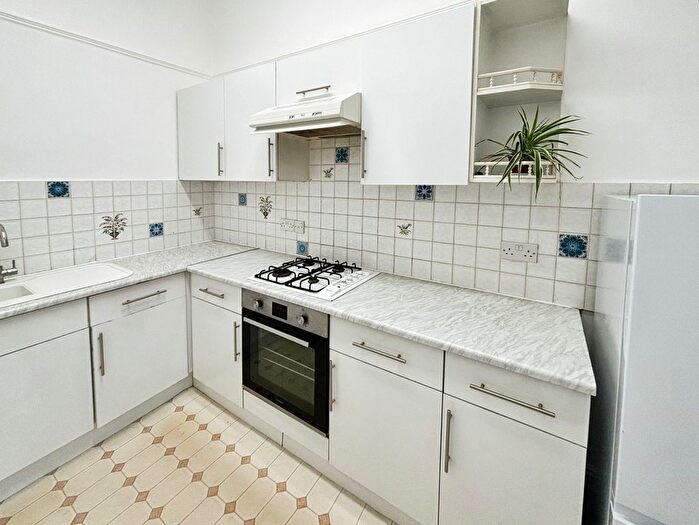 1 Bedroom Flat To Rent In Palatine Road, Manchester, Greater Manchester, M20