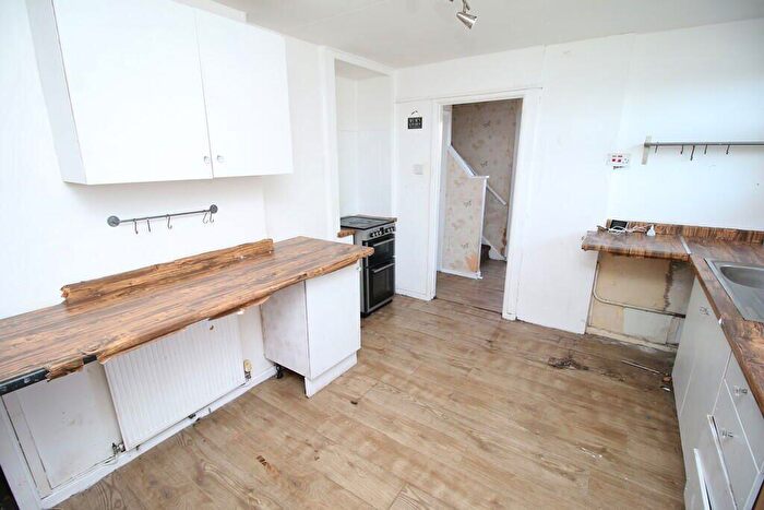3 Bedroom Semi-Detached House For Sale In Scholfield Road, Keresley End, Coventry, Warwickshire, CV7