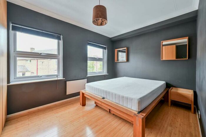 1 Bedroom Flat To Rent In Stepney Way, Whitechapel, London, E1