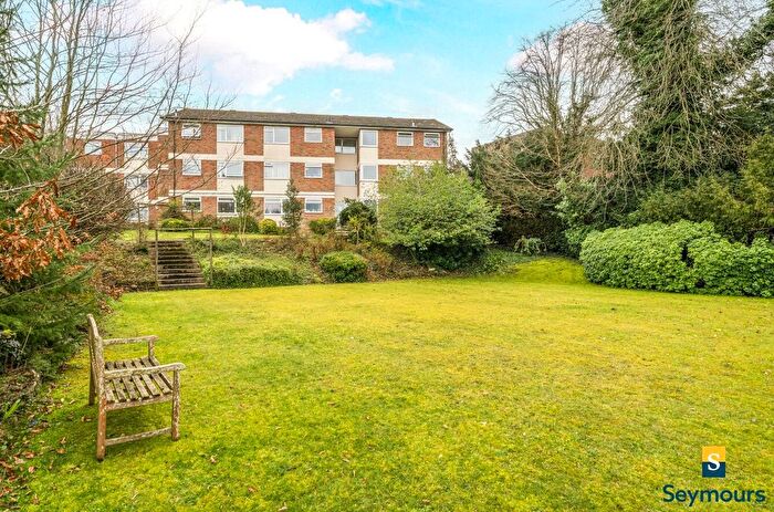 1 Bedroom Flat For Sale In Guildford, Surrey, GU1