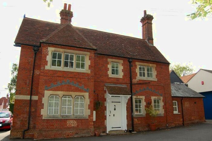 1 Bedroom Apartment To Rent In West Street, Coggeshall, CO6