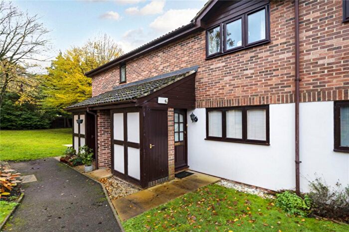 1 Bedroom Terraced House To Rent In Heathbridge, Brooklands Road, Weybridge, Surrey, KT13