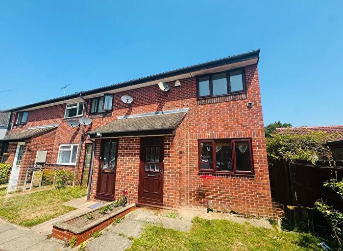 2 Bedroom Property To Rent In The Drive, Slough, SL3