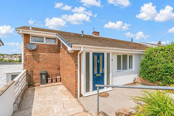 3 Bedroom Semi-Detached House For Sale In Aberthaw Circle, Newport, NP19