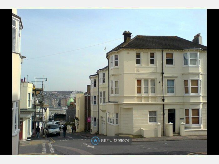 Studio To Rent In Guildford Road, Brighton, BN1