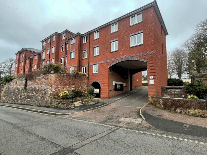 1 Bedroom Flat For Sale In St Davids Hill, St Davids, EX4
