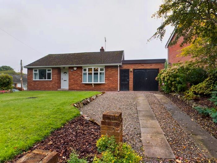 Houses for sale & to rent in TF2 7BY, Moss Road, St Telford