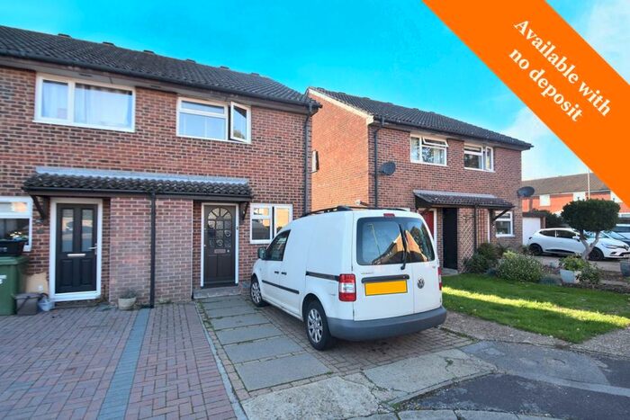 2 Bedroom End Of Terrace House To Rent In Kingston, Netley Abbey, Southampton, SO31