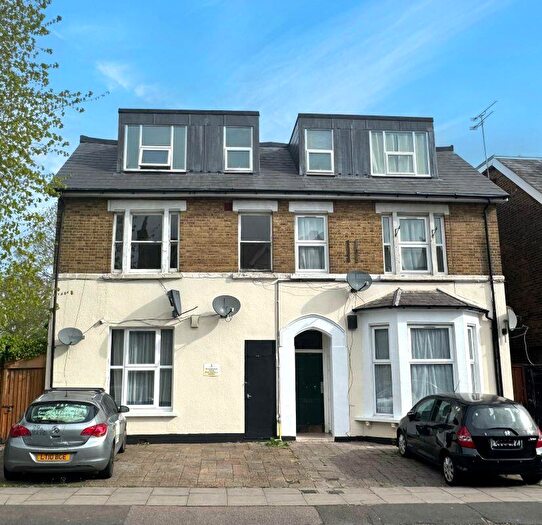 16 Bedroom Block Of Apartments For Sale In - Myddleton Road, Bowes Park, N22
