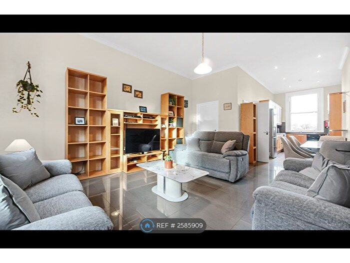 4 Bedroom Maisonette To Rent In Balham, Balham, SW12