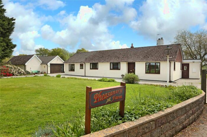 4 Bedroom Bungalow For Sale In Chawleigh, Chulmleigh, Devon, EX18