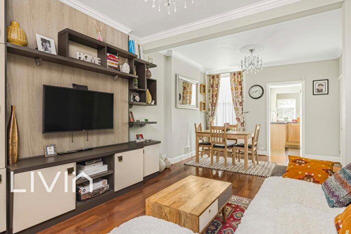 2 Bedroom Semi-Detached House For Sale In Sylverdale Road, Croydon, Surrey, CR0