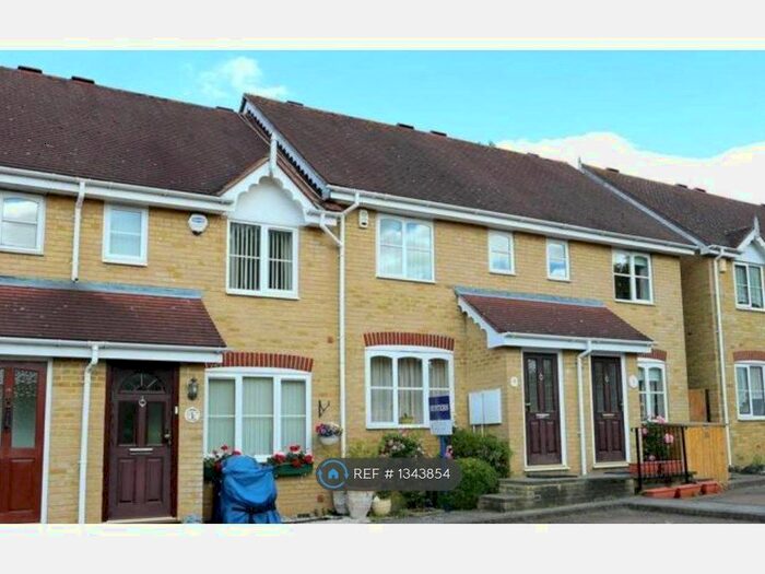 2 Bedroom Terraced House To Rent In Nursery Gardens, Bromley, BR7