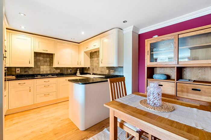 2 Bedroom Flat For Sale In Copers Cope Road, Beckenham, BR3
