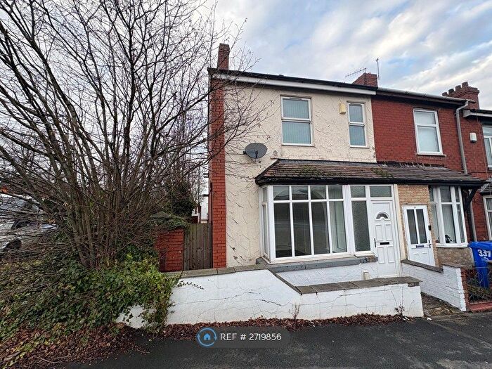 4 Bedroom End Of Terrace House To Rent In Anchor Road, Stoke-On-Trent, ST3
