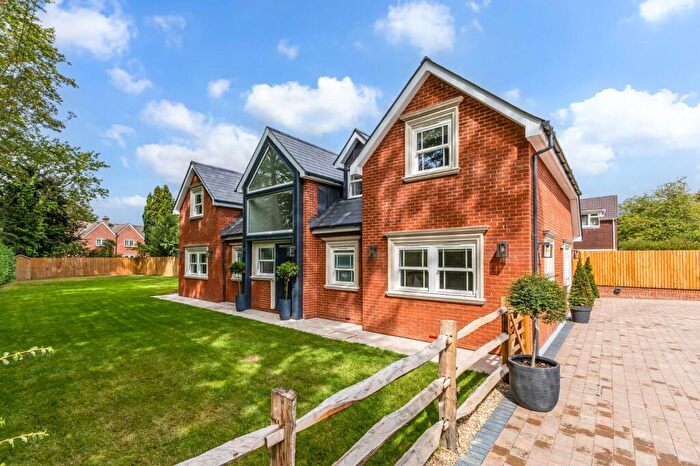 4 Bedroom Detached House For Sale In Shepherds Lane, Compton, Winchester, Hampshire, SO21