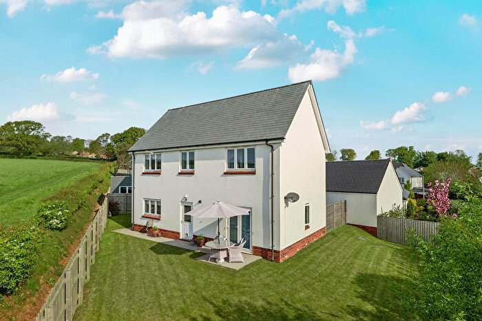 3 Bedroom Detached House For Sale In Bunting Way, Holcombe, Dawlish, EX7