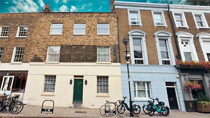 4 Bedroom Terraced House For Sale In Clerkenwell Close, Clerkenwell, London, EC1R