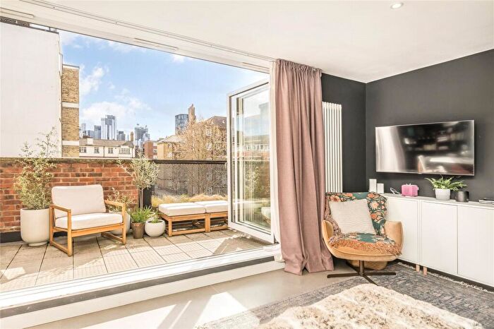 3 Bedroom Flat For Sale In Myrtle Walk, London, N1
