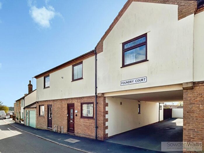 3 Bedroom Terraced House For Sale In Foundry Road, Stamford, PE9