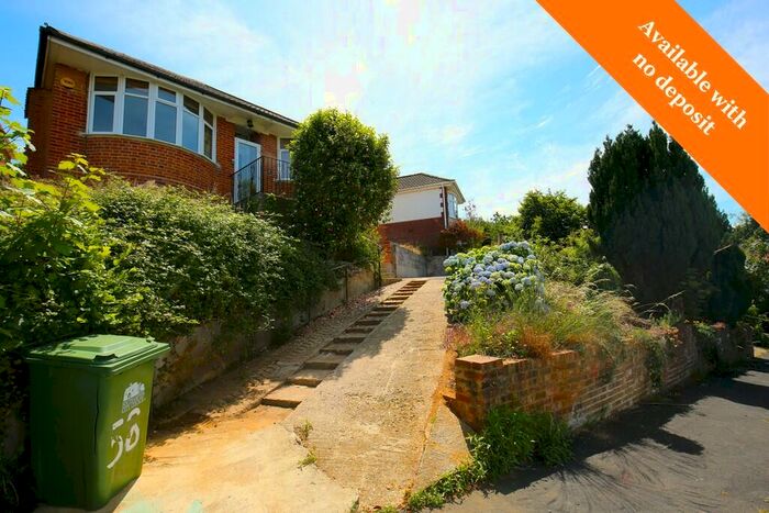 3 Bedroom Detached Bungalow To Rent In Available With No Deposit Sandringham Road, Southampton, SO18
