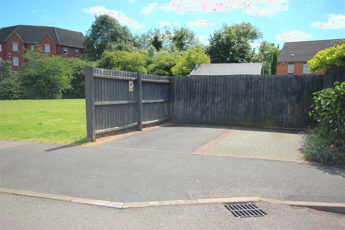 2 Bedroom Semi-Detached House For Sale In Spencer Road, Wellingborough, NN8