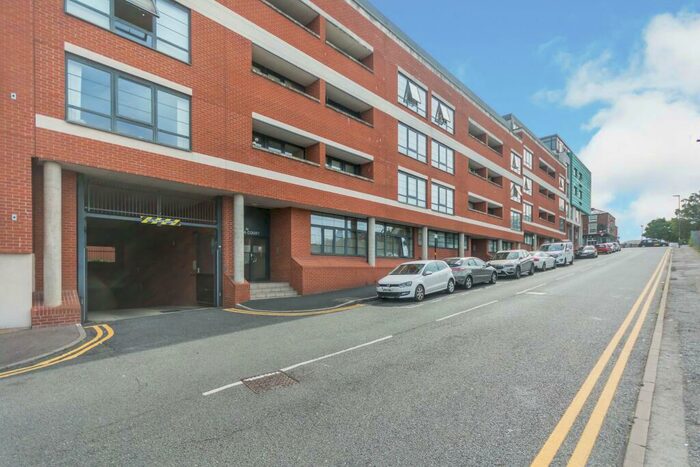 2 Bedroom Apartment To Rent In Avoca Court, Cheapside, Deritend, B12