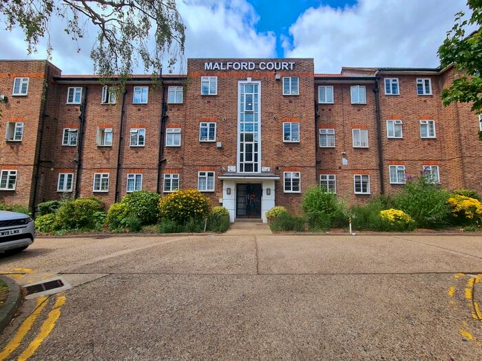 2 Bedroom Flat To Rent In Malford Court, The Drive, London, E18