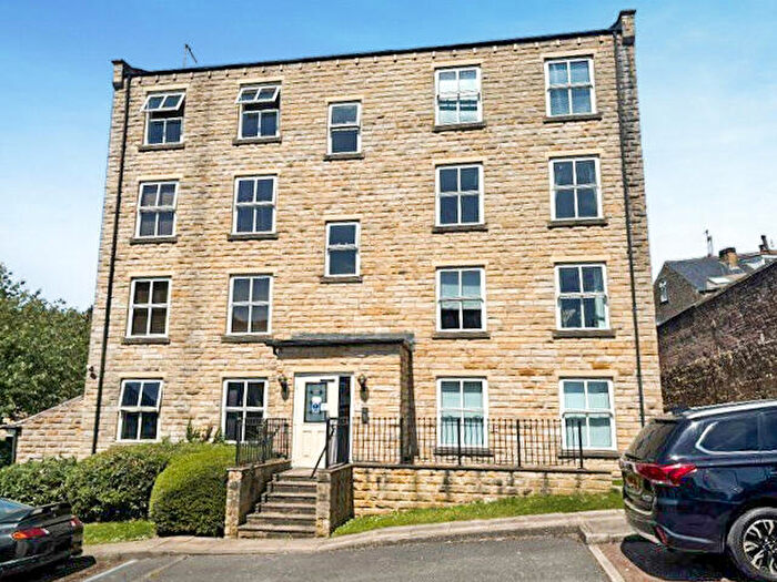 2 Bedroom Apartment For Sale In Britannia Wharf, Bingley, West Yorkshire, BD16