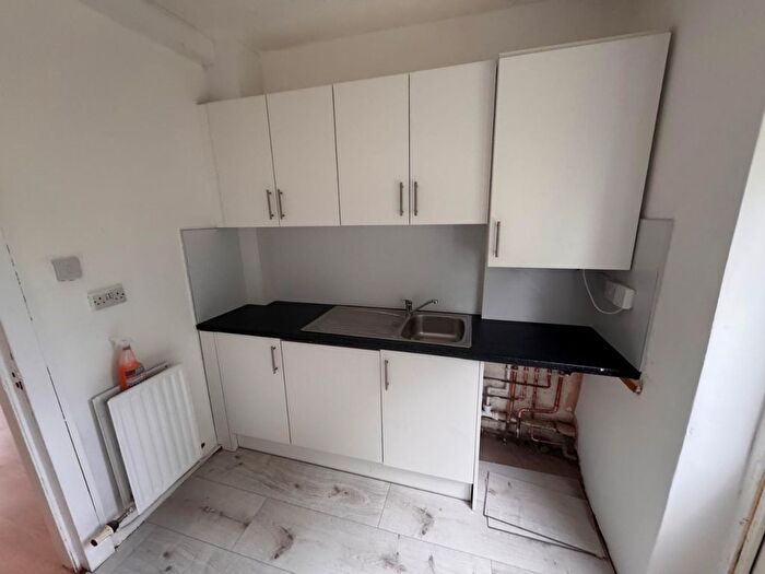 1 Bedroom Flat To Rent In Ard Road, Glasgow, PA4