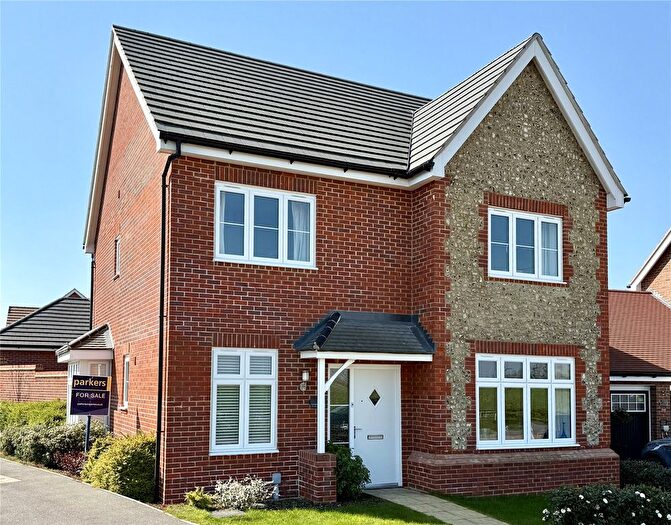 4 Bedroom Detached House For Sale In Rushland Field, Chinnor, Oxfordshire, OX39