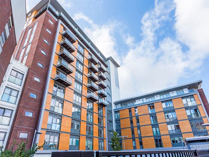 1 Bedroom Flat To Rent In High Street, Poole, BH15