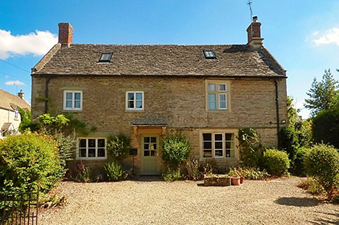 4 Bedroom Detached House To Rent In Filkins, Lechlade, GL7