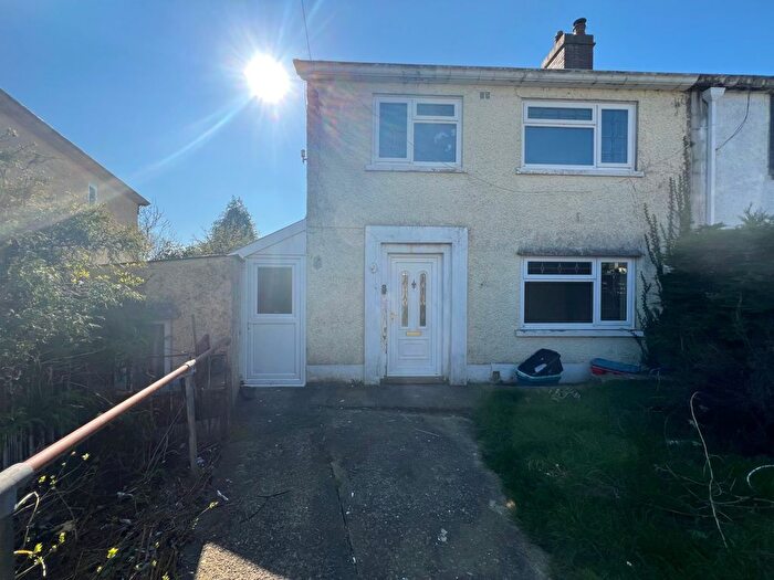 3 Bedroom Semi-Detached House For Sale In Heol Philip, Lower Cwmtwrch, Swansea, SA9