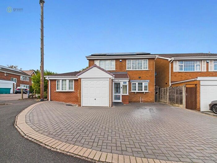 5 Bedroom Detached House For Sale In Myring Drive, Sutton Coldfield, B75