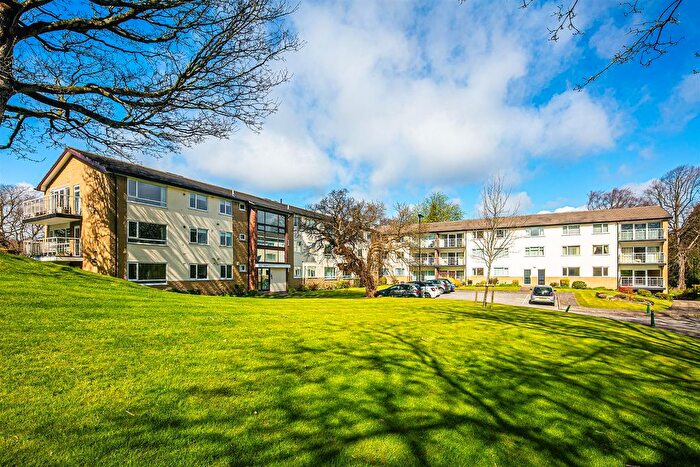2 Bedroom Flat For Sale In The Glen, Endcliffe, S10