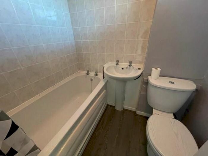 1 Bedroom Flat To Rent In Wardley Court, Wardley, Gateshead, NE10