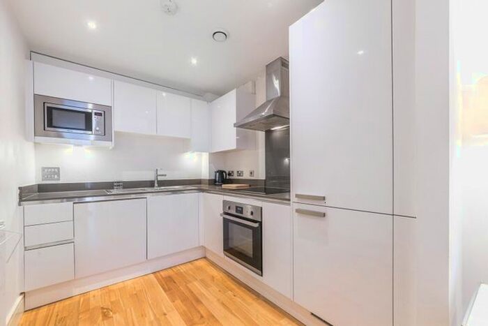 1 Bedroom Flat To Rent In Empire Reach, Dowells Street, London, SE10