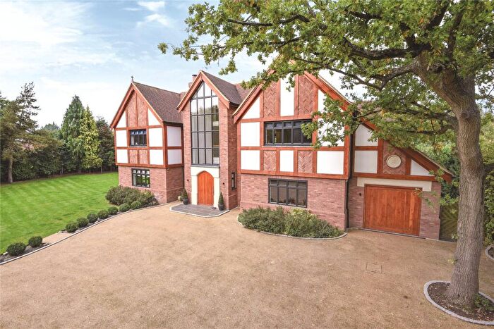 6 Bedroom Detached House For Sale In Church Road, Chelsfield Park, Kent, BR6