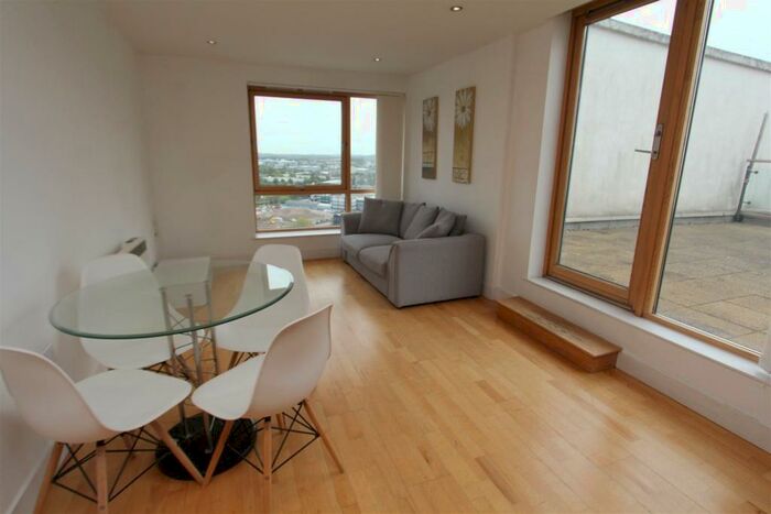 1 Bedroom Flat To Rent In Clarence House, Leeds Dock, LS10